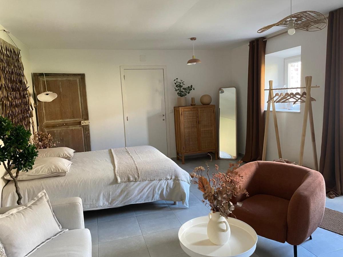 Le Studio D'Achille Tournes Экстерьер фото